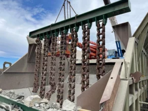 biddeston-engineering-Primary+crusher+chain+beam+new+beam+installed3-1024px-1920w